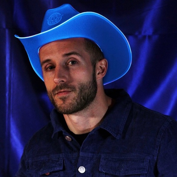 Neon Cowboys light up cowboy hat - Picture 3 of 4